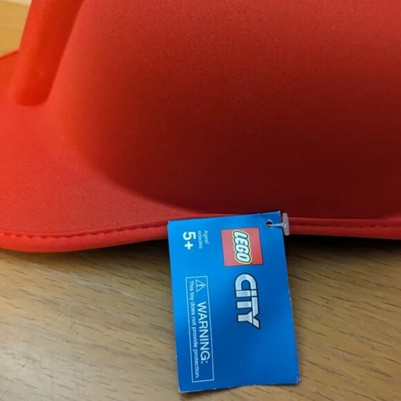 Lego city fire hat/ helmet brand new - Picture 5 of 7